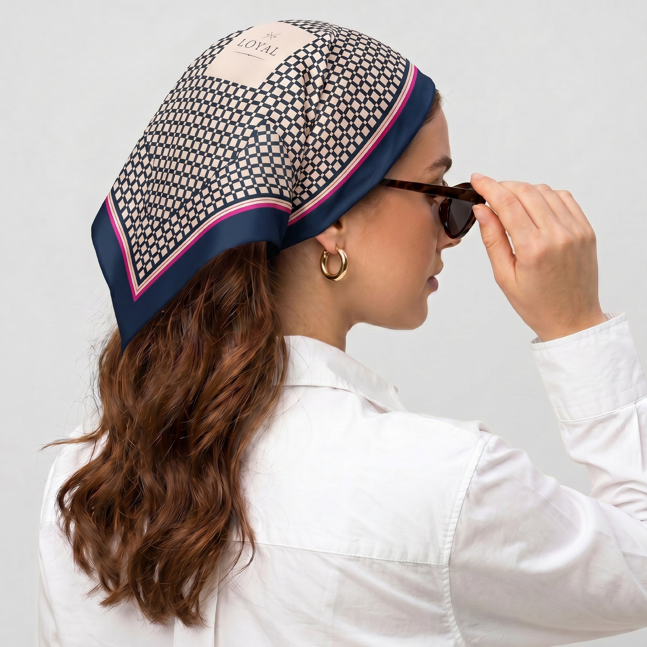 Human Scarf · Blue Pattern