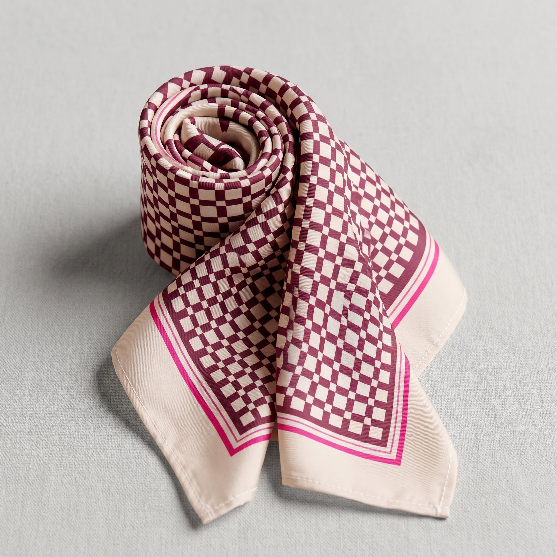 Human Scarf · Bordeaux Pattern
