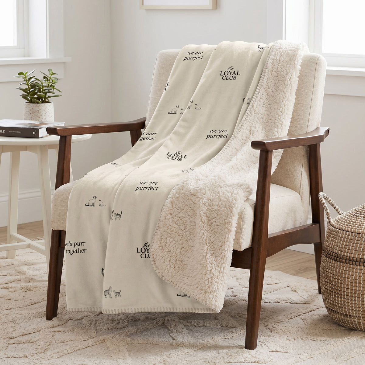 Cat Sherpa blanket